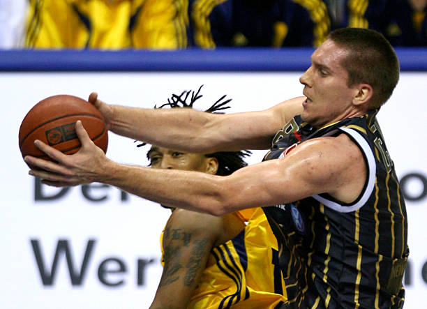 采访时首次 采访时首次