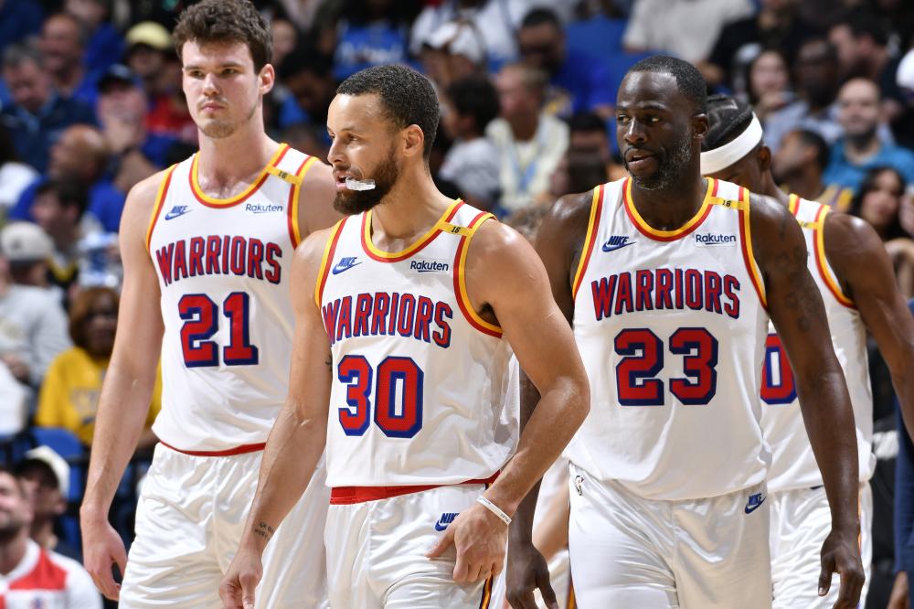 吸引全球目 吸引全球目