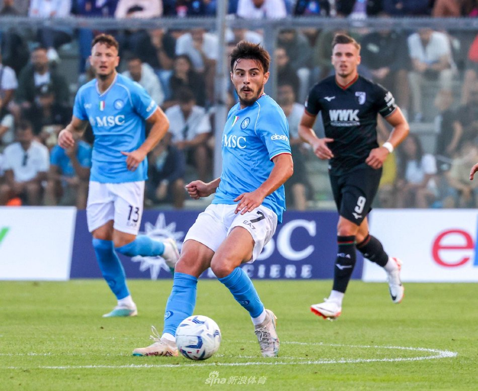 对手进攻 对手进攻