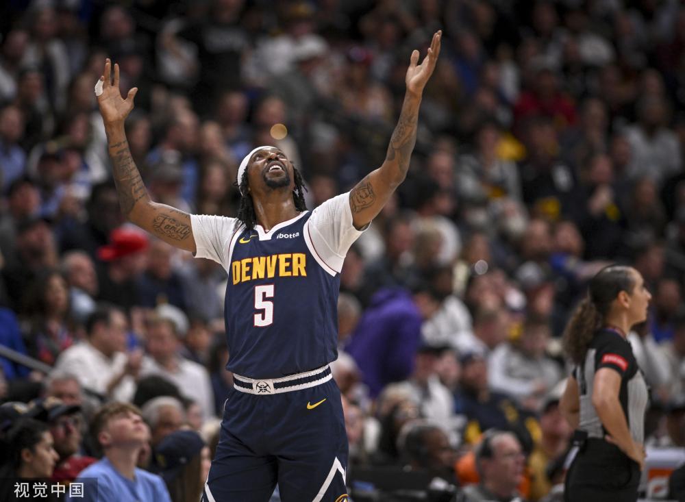 他可以轻松 他可以轻松